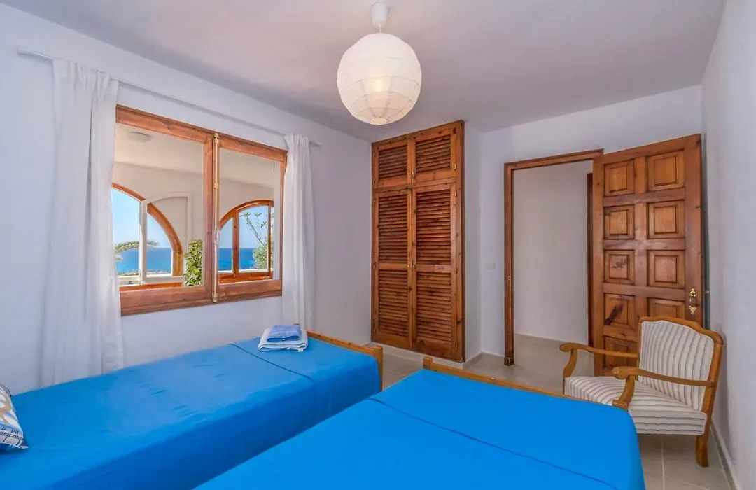 Villa Lola-1